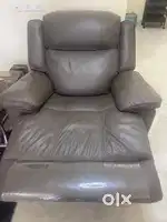Damro recycliner sofa...only 4 month old...brand new condition.