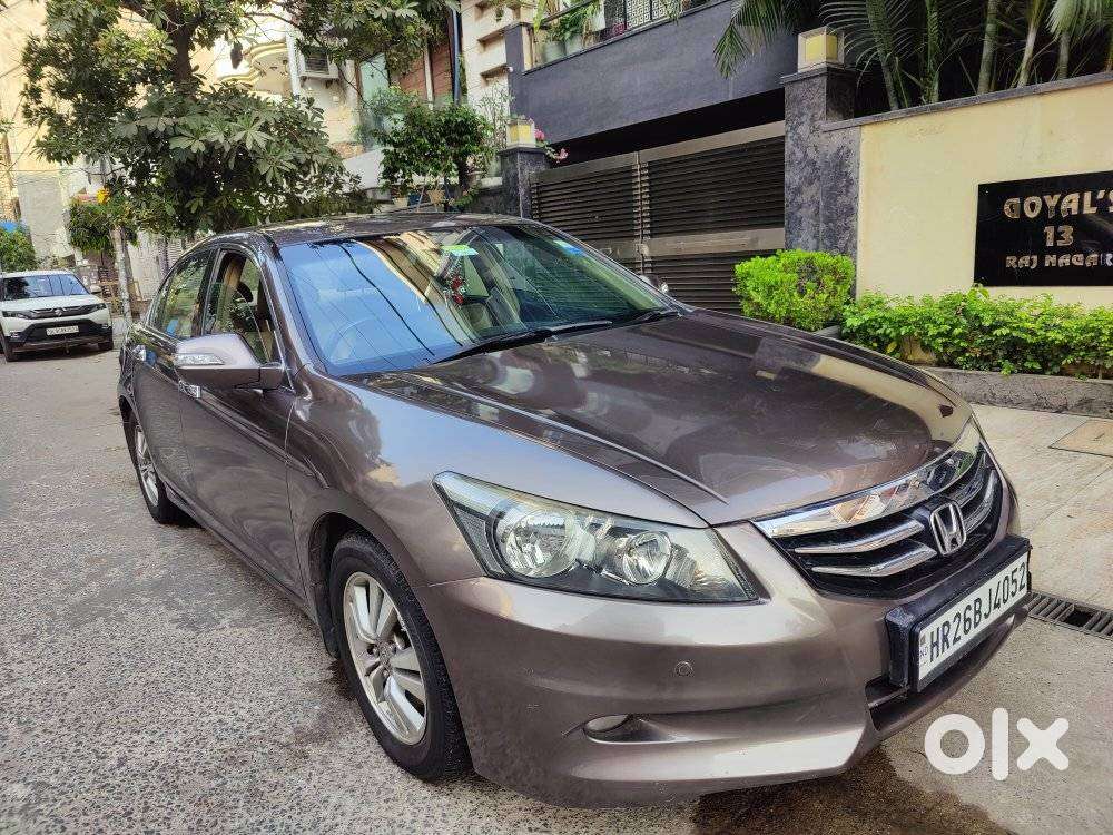 Honda Accord 2.4 Manual, 2011, Petrol