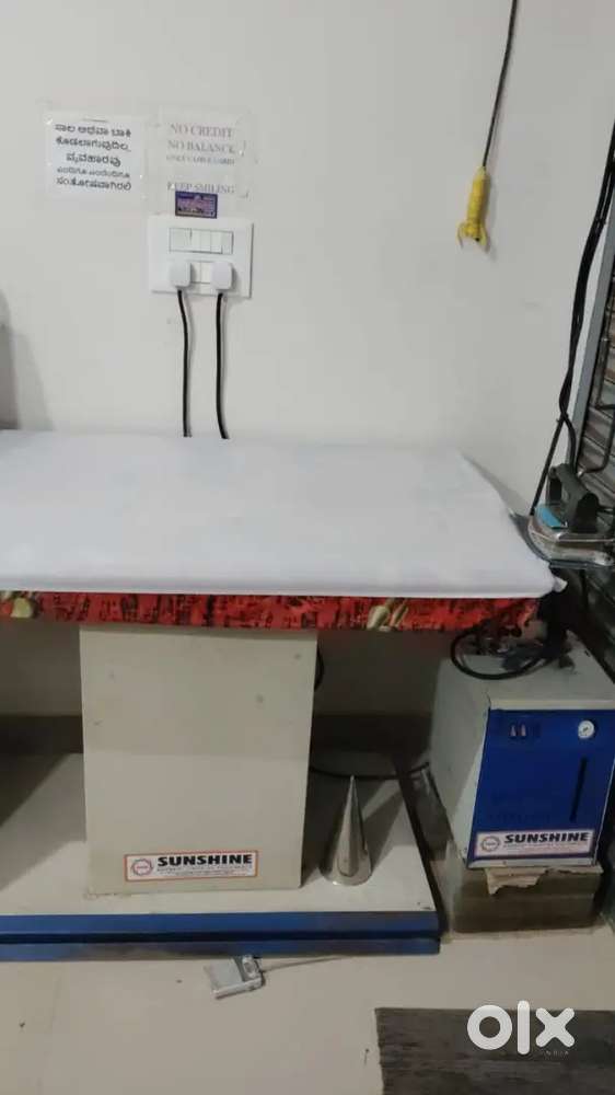 Commercial steem iron table with broiler