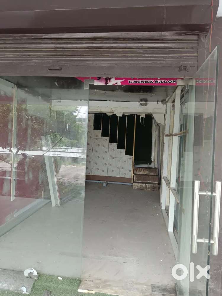 Shop for rent