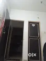 Need room mates