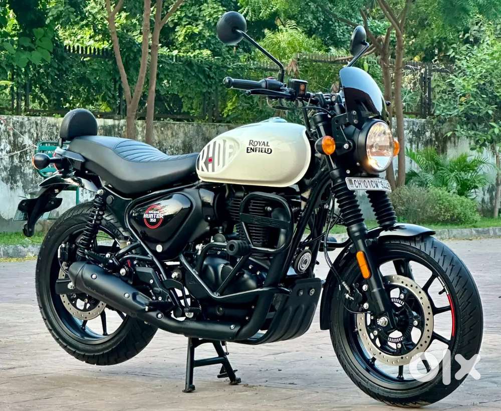 Only 1800 km driven hunter 350