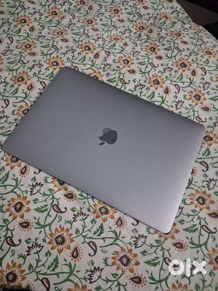 macbook air 8/256 (13)