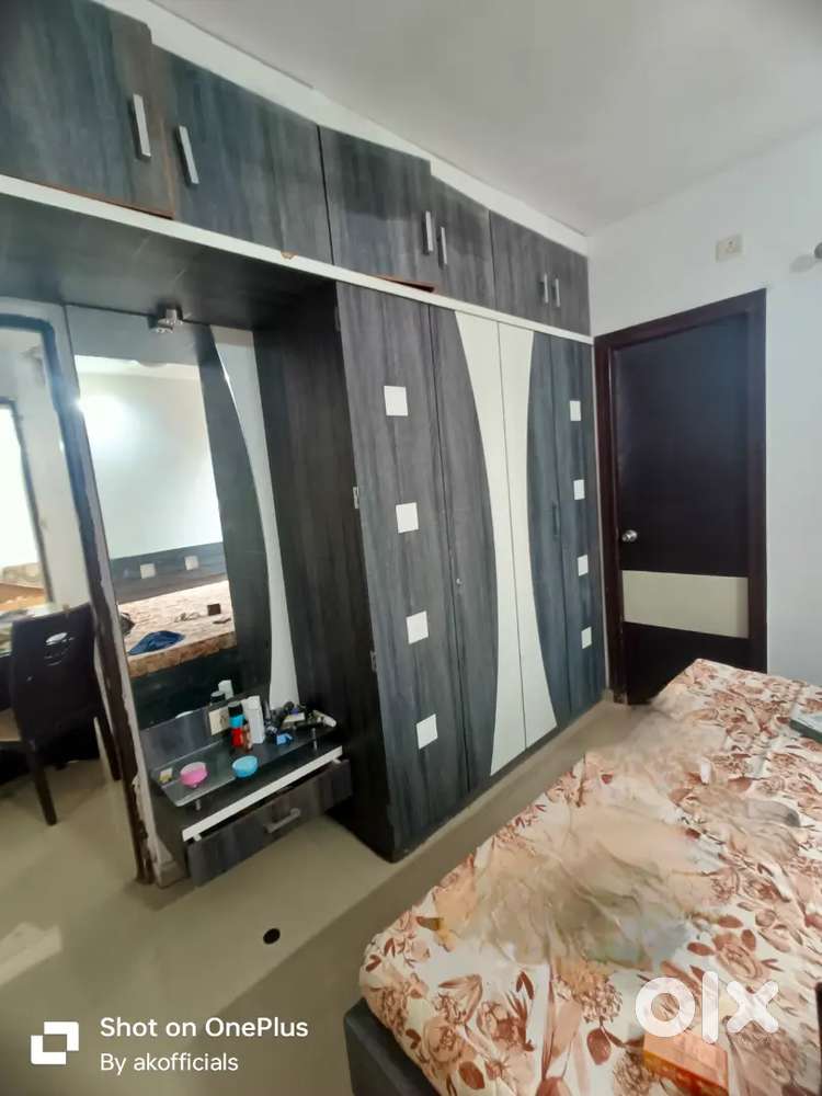 2 BHK Flat On Rent Nr Raj World Mall Palanpur Adajan Surat