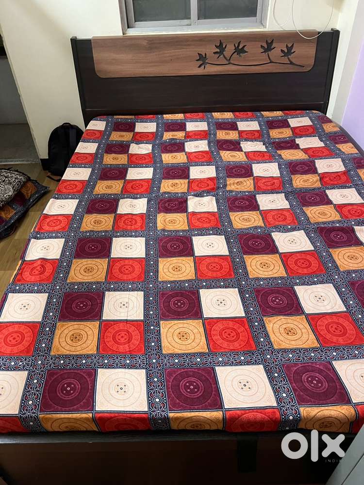 Queen Size bed with Mattress