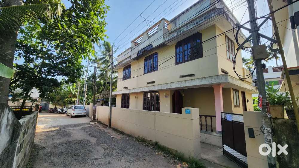 HOUSE FOR RENT [FAMILY/STUDENTS/BACHELORS]