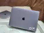 Apple Macbook Pro i7 16GB Ram 512GB Apple SSD Touchbar 15inch Display