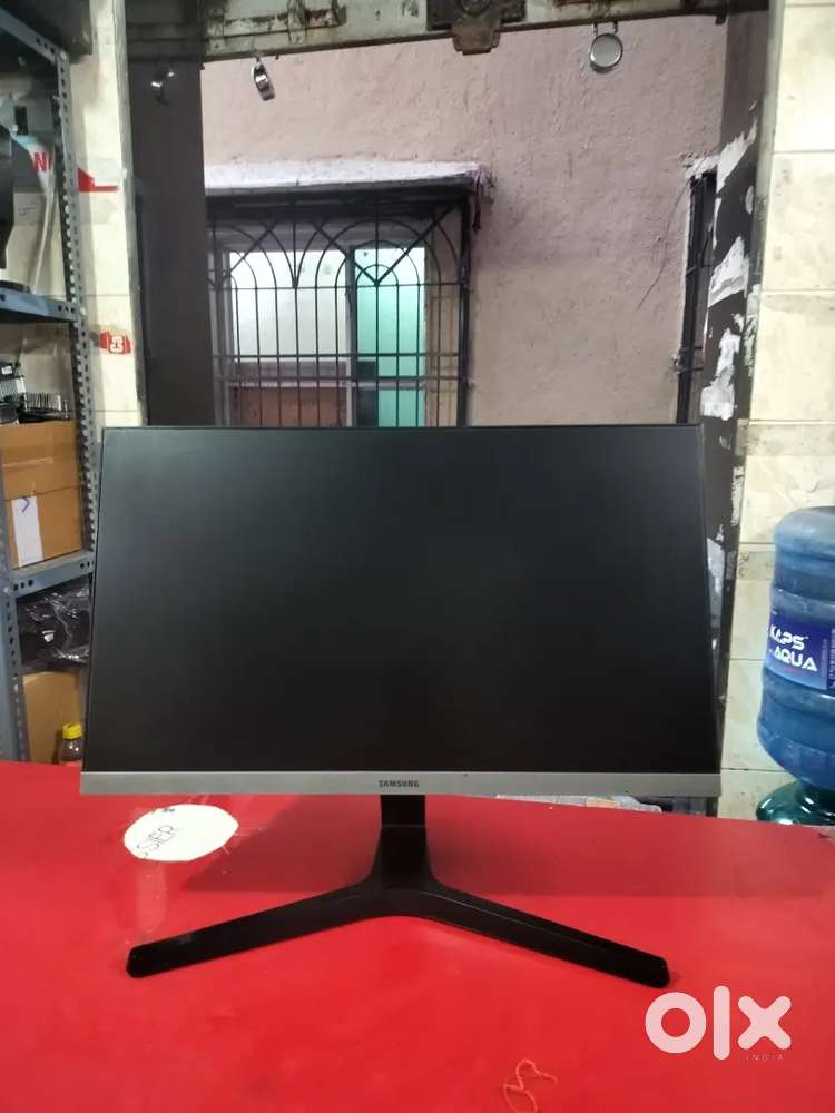 22 inch samsung ips led perfect working and new looking condition