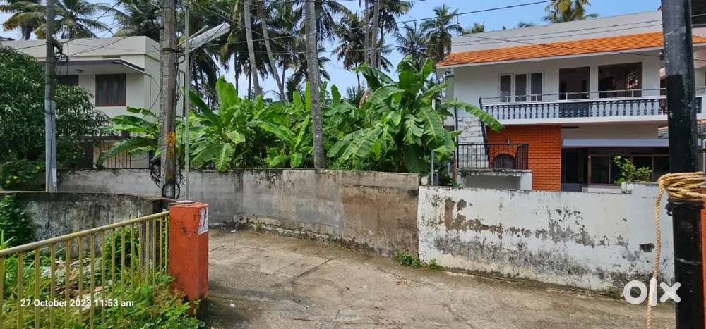 5.5 cent land for sale