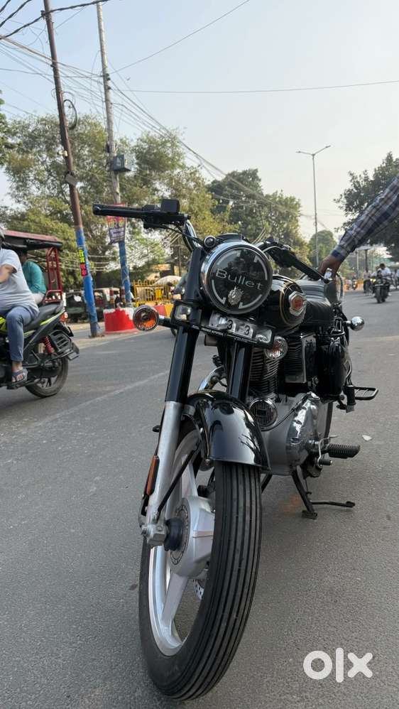 Showroom condition bike with alloy wheels