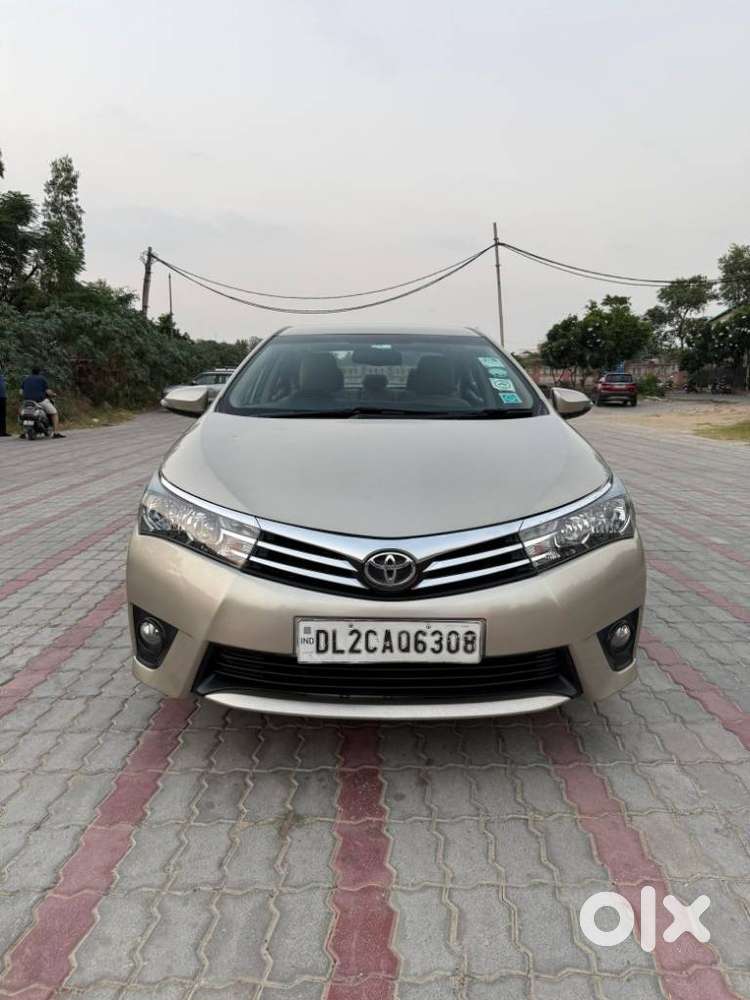 Toyota Corolla Altis 2013-2017 G AT, 2016, Petrol