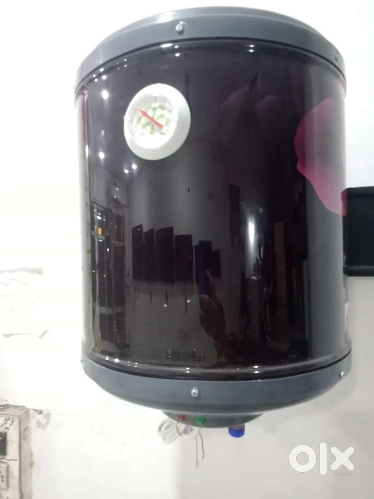 Geyser 25 litre metal tank with 5star and 2 year warranty