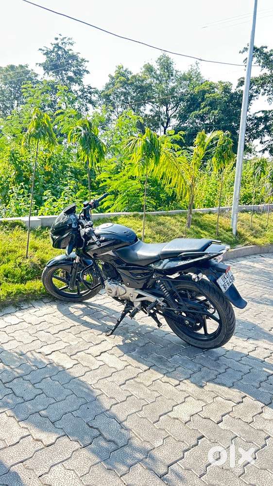 Pulsur 180 mint condition