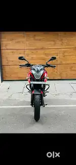 PULSAR NS 200