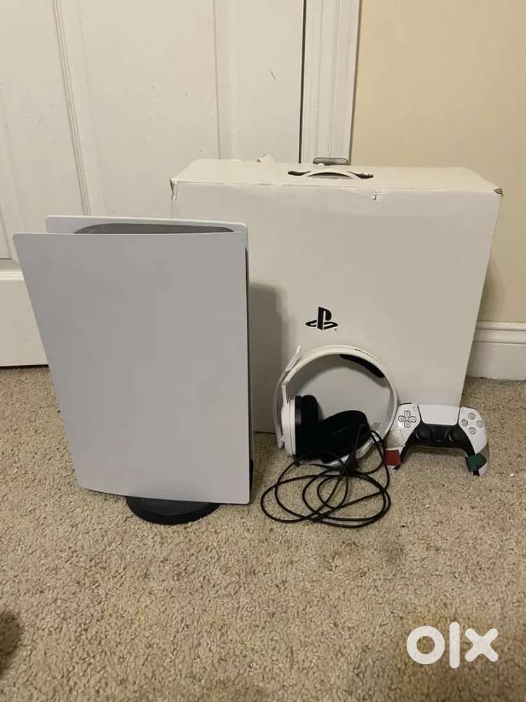 SONY PLAYSTATION 5 (PS5) CONSOLE - DIGITAL EDITION BUNDLE TESTED