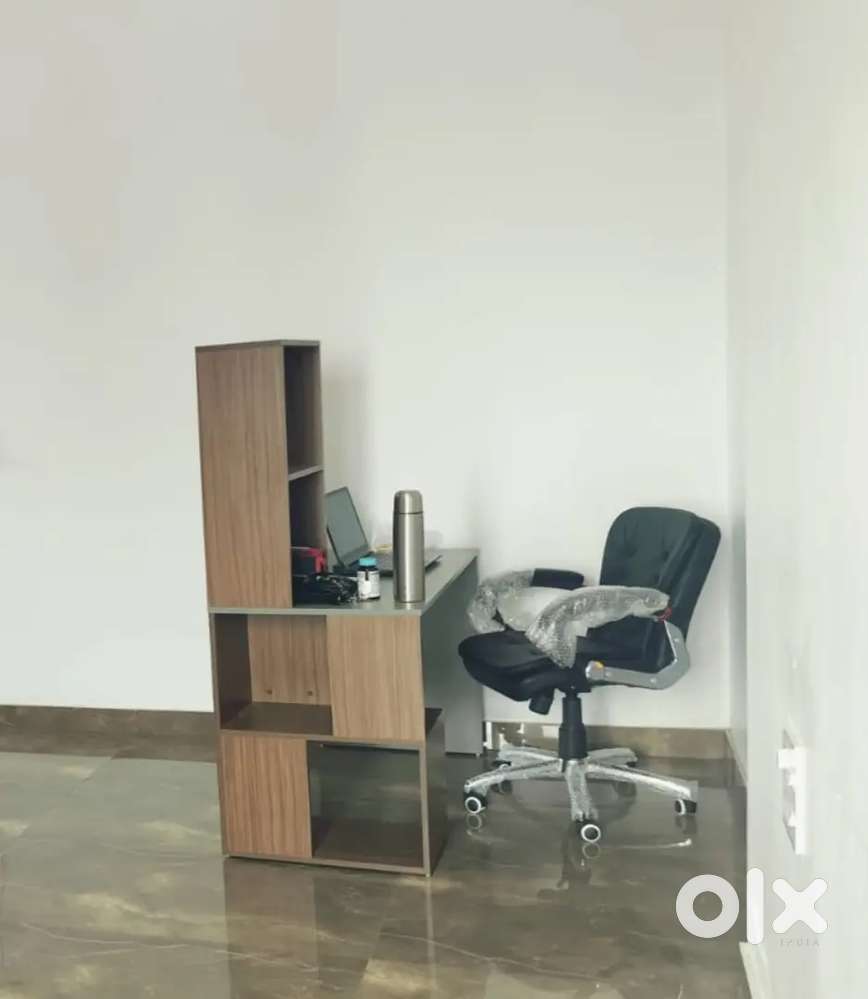 Office Chair & Table – Almost New, Hardly Used
