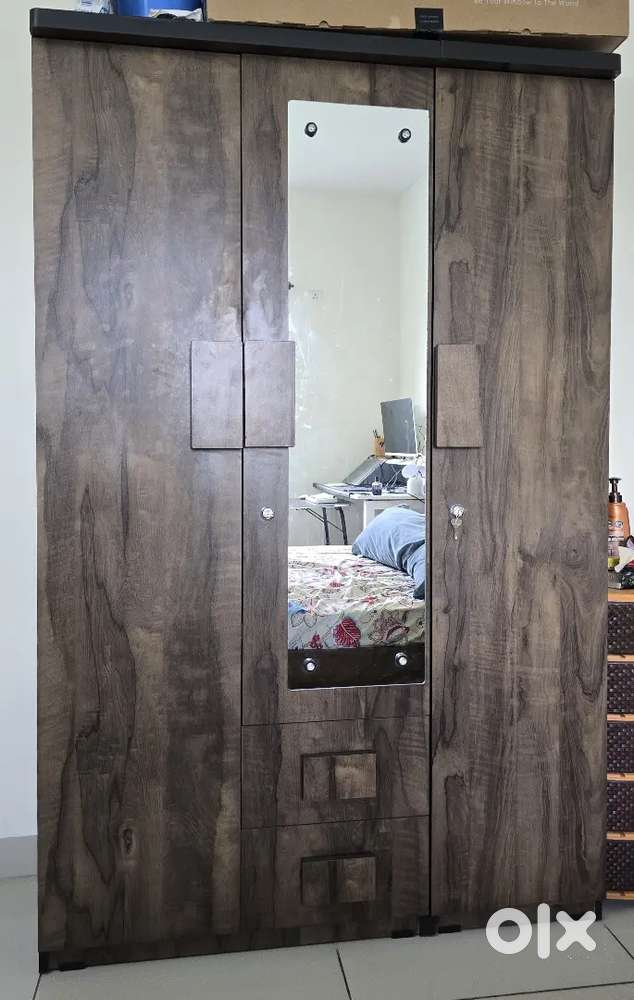 3 Door Wardrobe Closet