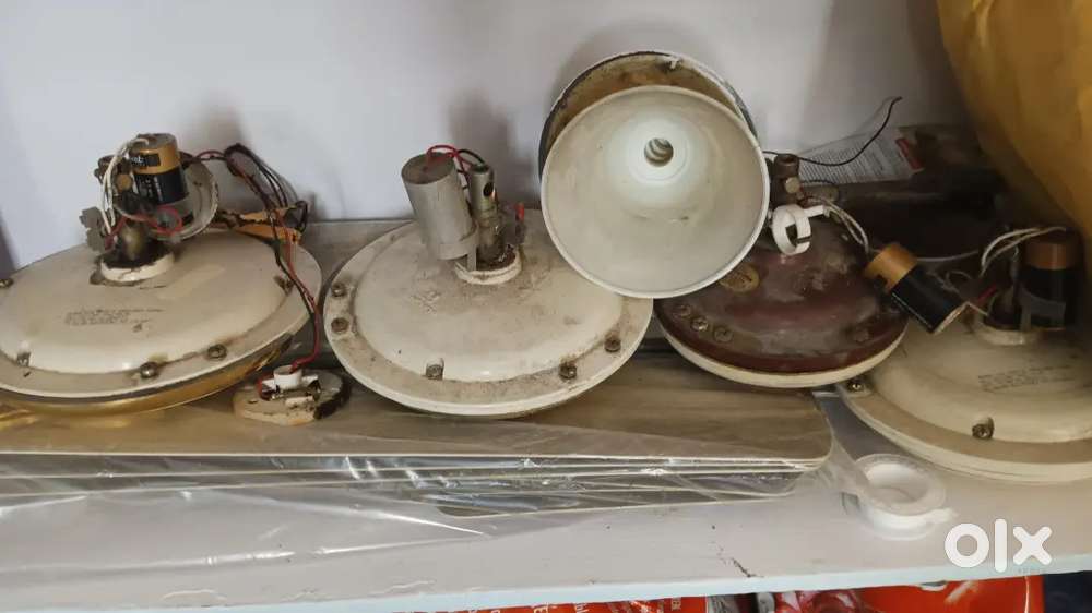 Celling fans 3000and etadi items 5000