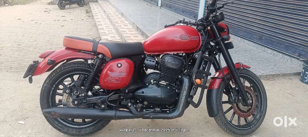 Classic Legends Jawa 42