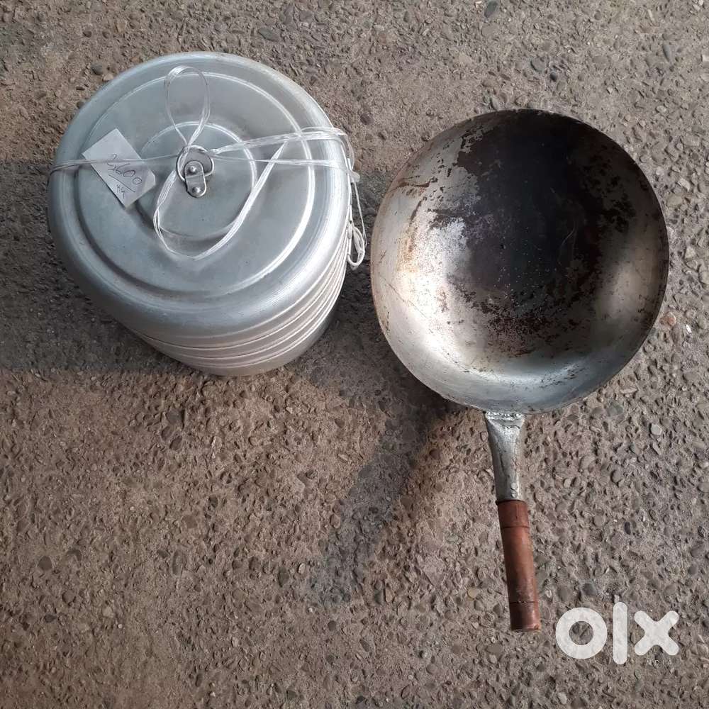 momo making steamer & chowmean kadai