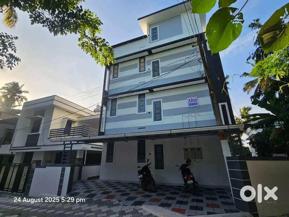 Kazhakutam 3bhk New apartment 2nd floor for rent near kazhakutam