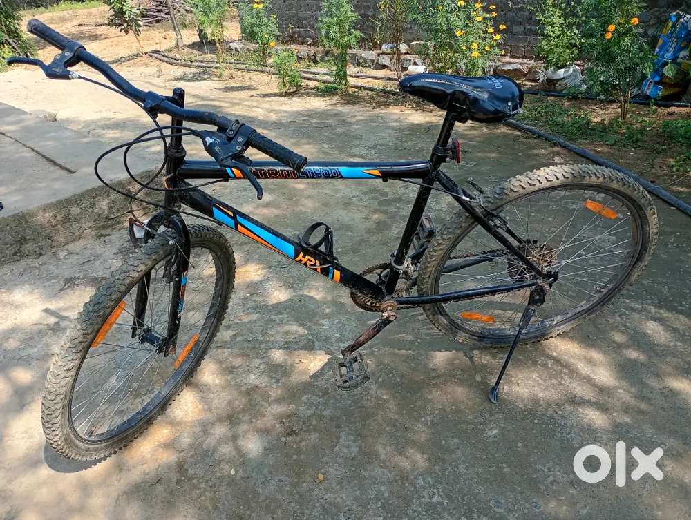 hrx bicycle in black colour ( 18 months)