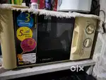 Microwave oven in good condition available here