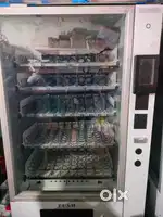 New snaks vending machine