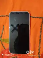 Iphone 16 - 5month old phone
