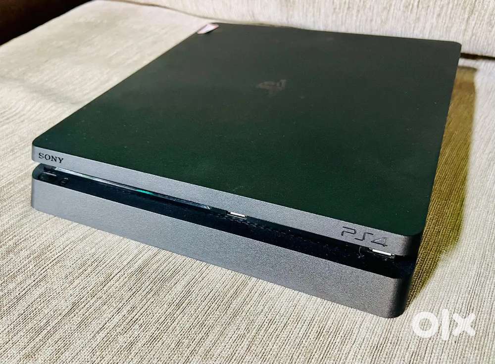 sony PS4 available for sale