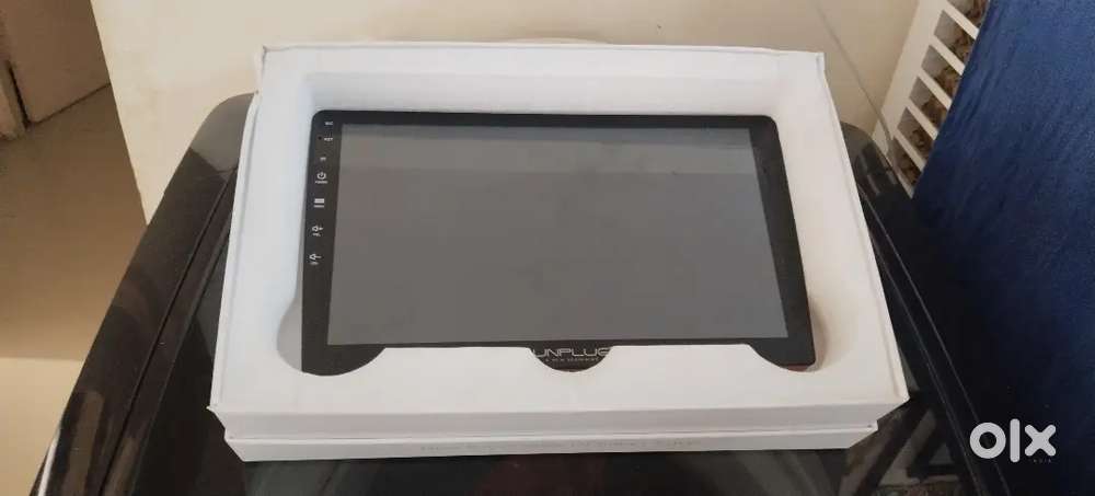 Unplugg audio system touch screen box pic 10.5 inch screen