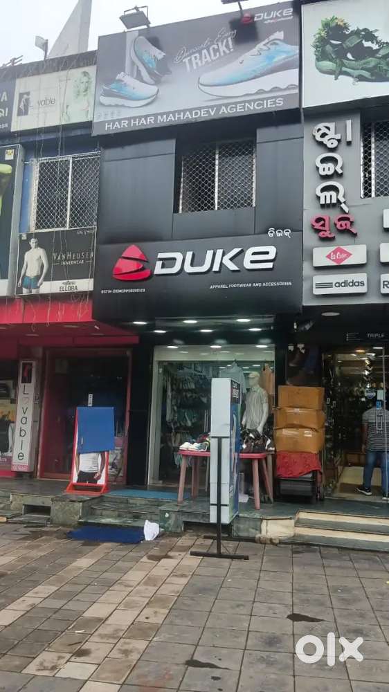 Sales Man for Garments and footwear store