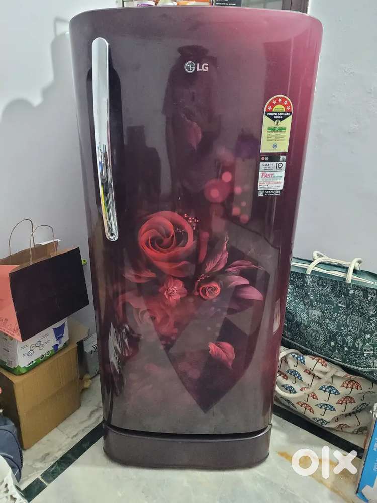 Almost brand new LG refrigerator (201L)