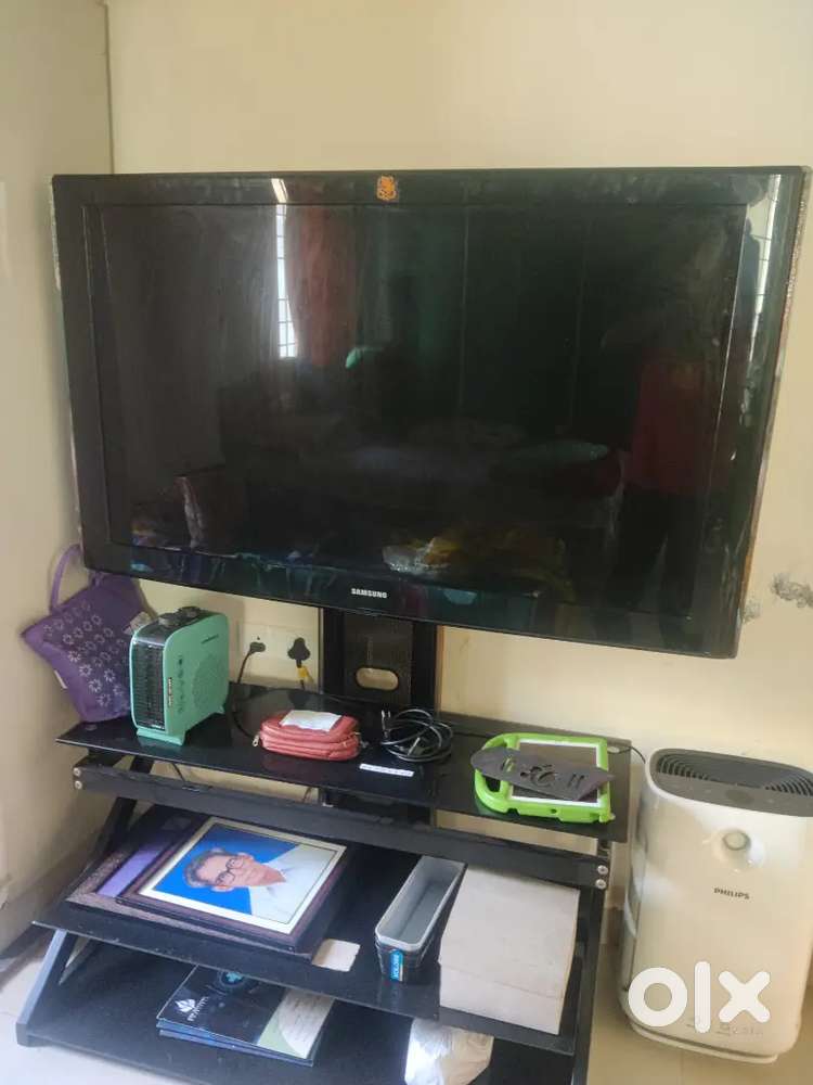 Samsung 55 inch LCD TV