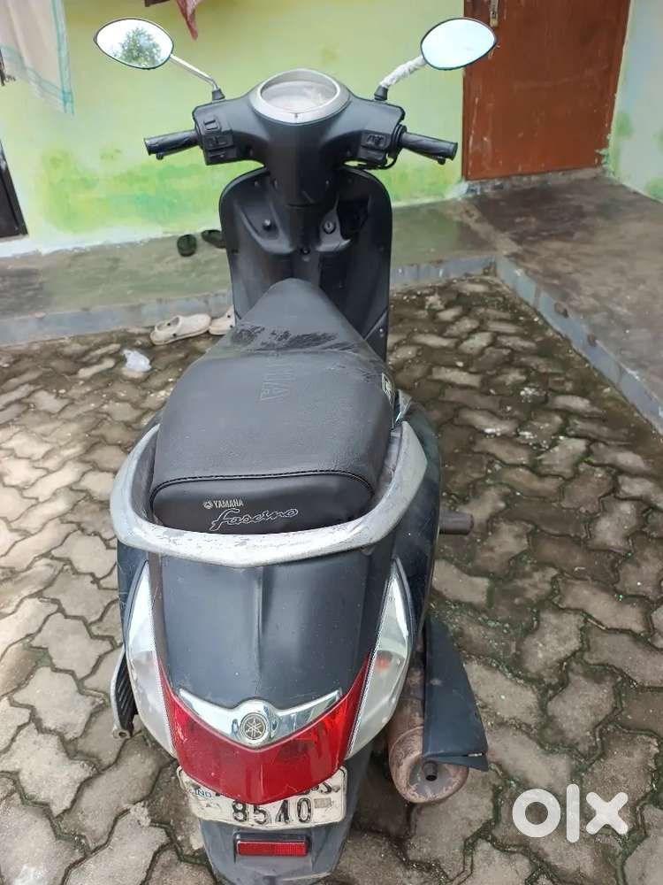 Best scooty for yamaha 30000