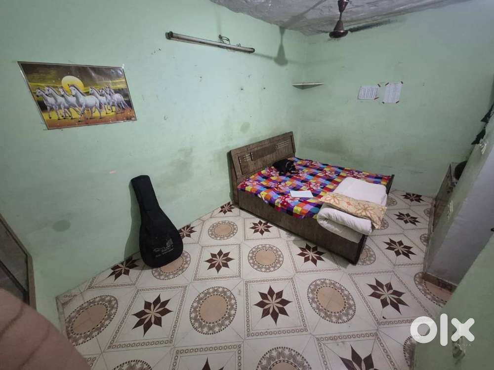 2 BHK on Ground Floor with Double bed