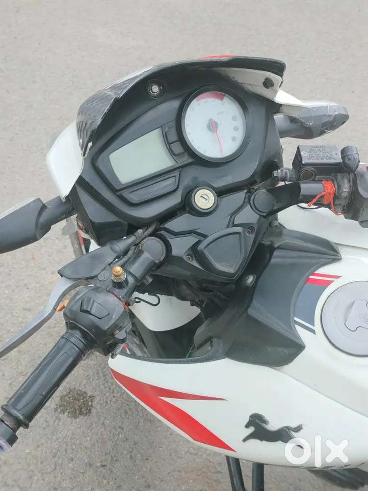 Gadi good condition me hai