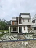 SPACIOUS 4 BHK HOME FOR SALE IN KAKKANAD PUKKATUPADY