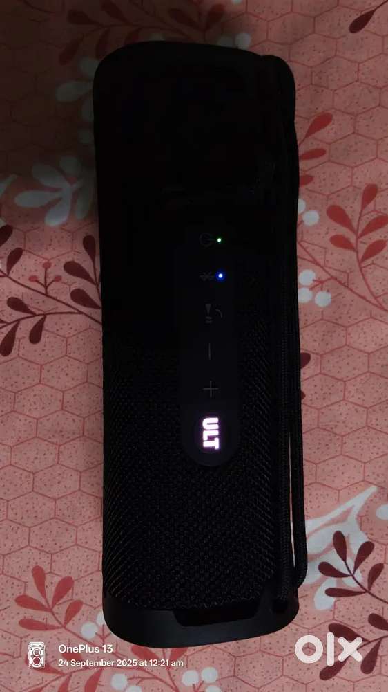 SONY ULT FIELD 1(1 pair) for sale