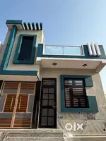 सुंदर 700 फूट का मकान Holi Ganges School के पास उपलब्ध