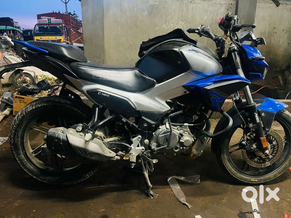 Nice mileage , good look , good pickup.