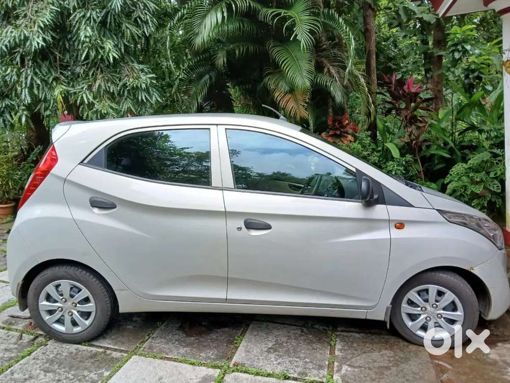 Hyundai EON 2011 Petrol 53000 Km Driven