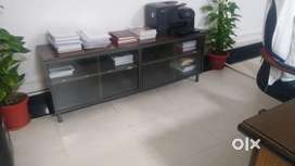 Housekeeping staff and maintenance for guest house