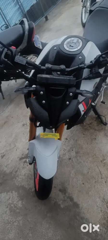 Yamaha Mt15 v2 showroom bike for sale