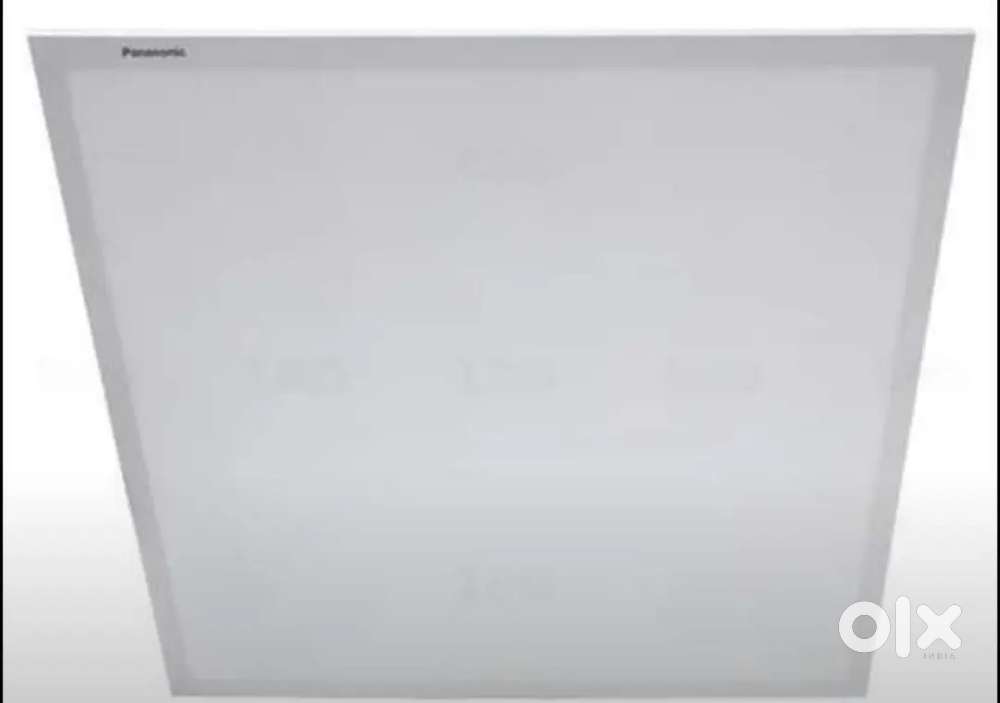 Ceiling light 2x2 feet square for shops and showroom