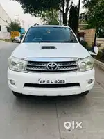 Toyota Fortuner 3.0 4x4 Manual, 2011, Diesel