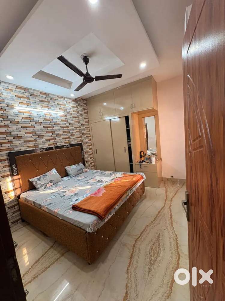 1bhk luxry fullifurneshd flat sector 127
