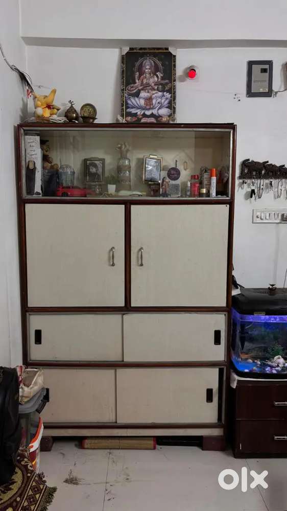 Wardrobe Almira