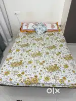 Solid teakwood bed
