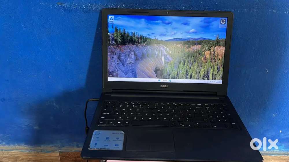 Dell Laptop 4GB RAM 1 TB hard disk i3 windows 10 life time urgent sale